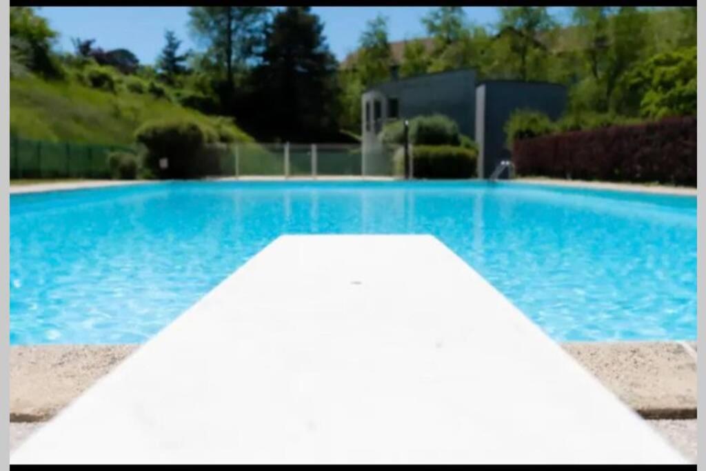 Cyclades Superbe appartement avec piscine et terrain tennis Saint-Julien-en-Genevois Extérieur photo